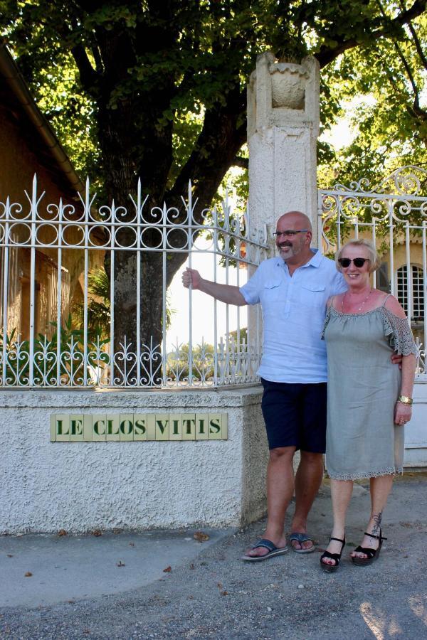 Le Clos Vitis Violès Exteriér fotografie